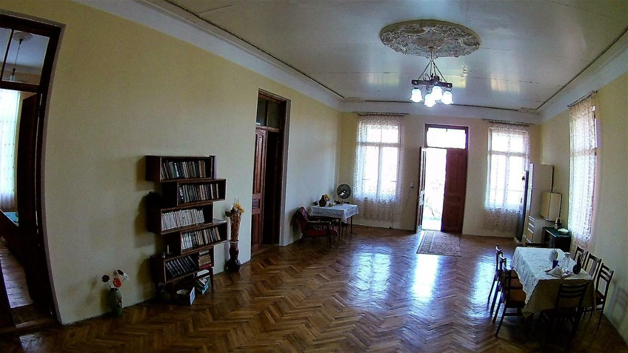 Surmava Palace Martvili Kültér fotó